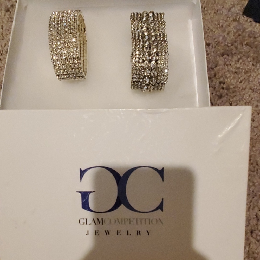 Womens bikini competition bracelets